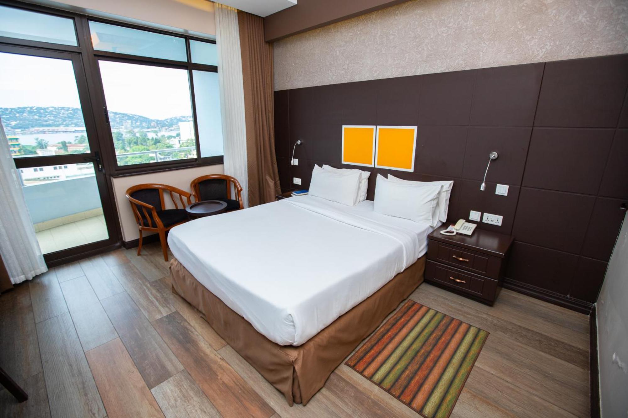 Gold Crest Hotel Мванза Екстериор снимка